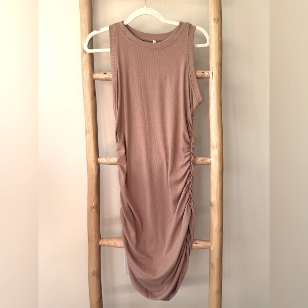 ePretty Chicago Boutique Nude Peach Soft Ribbed Ruched Side Boho Bodycon Dress M
